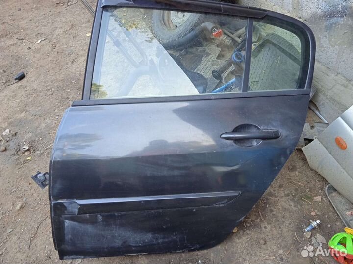 Дверь задняя левая renault megane 2