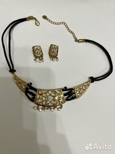 Бижутерия серьги и колье