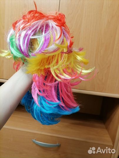 Парики цветные