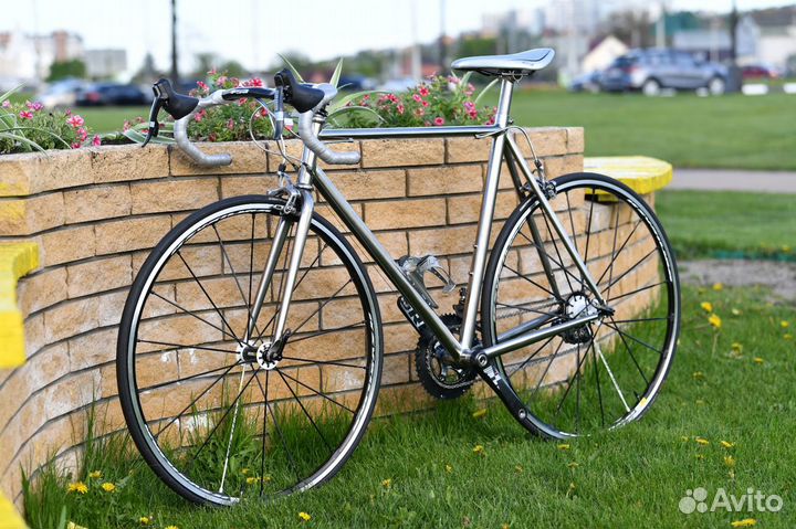 Эксклюзив: Титановый Шоссейник - блеск на Sram RED