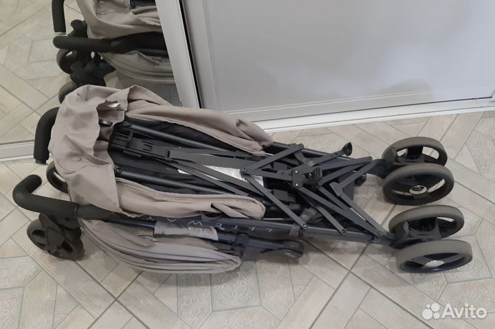 Коляска-трость Chicco Lite Way Sand