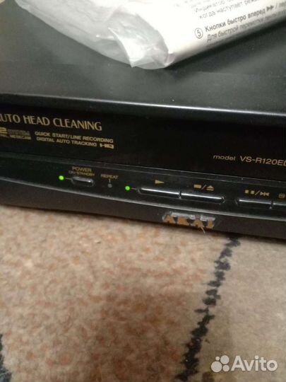 Видеомагнитофон akai