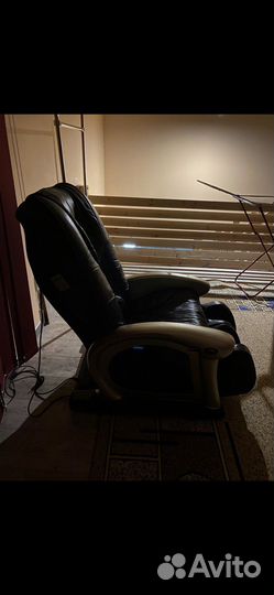 Массажное кресло