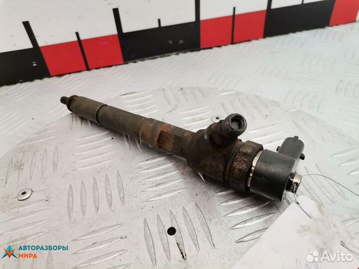 Форсунка Opel Corsa C рест. 2006 93183910