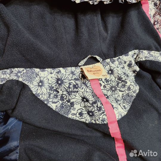 Куртки 2 шт р.140