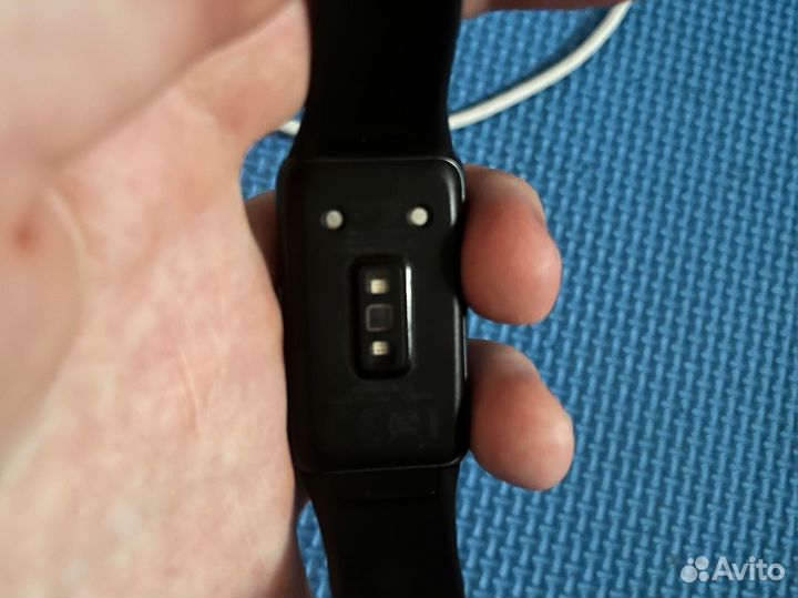 Фитнес браслет huawei band 6