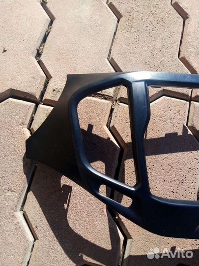 Рамка под магнитолу на Весту