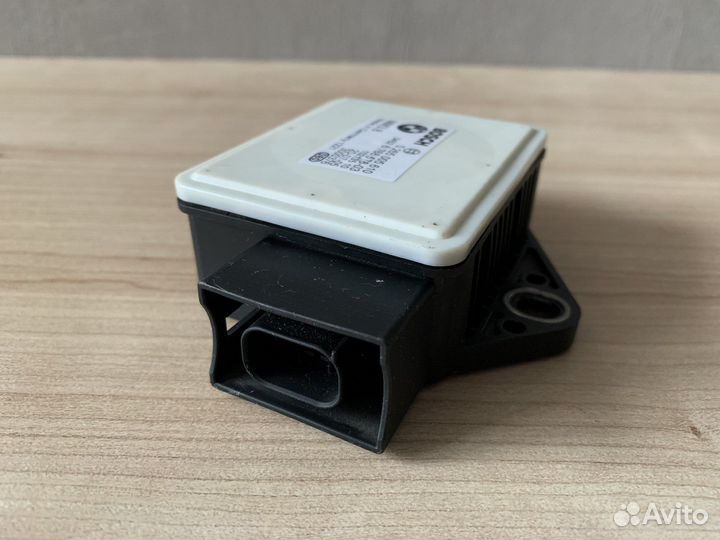 Датчик уровня оборотов BMW E60 E61 525xi 530xi