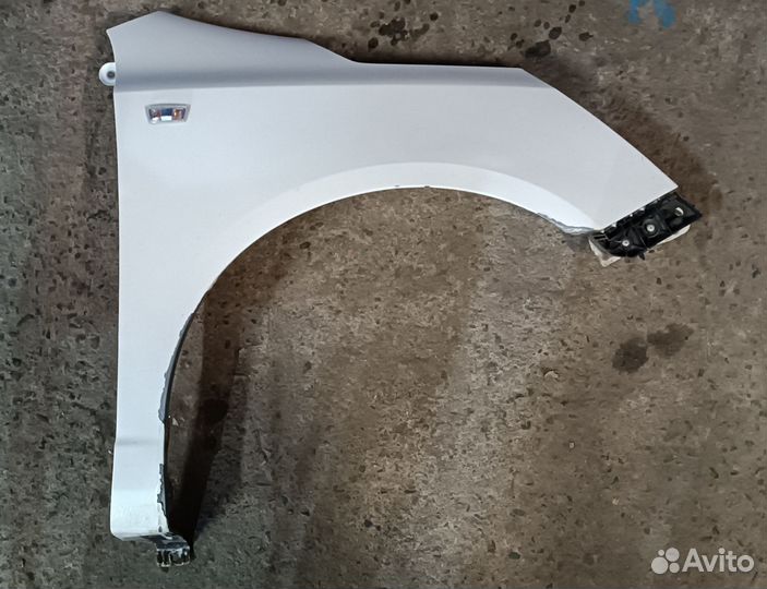 Крыло правое оригинал Chevrolet Cobalt 2