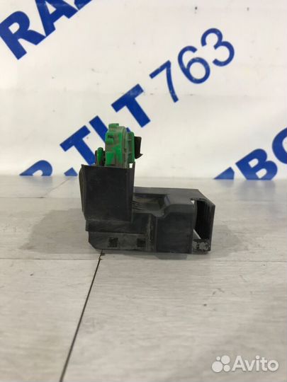 Замок двери задний правый hyundai solaris 1 1.6 мт