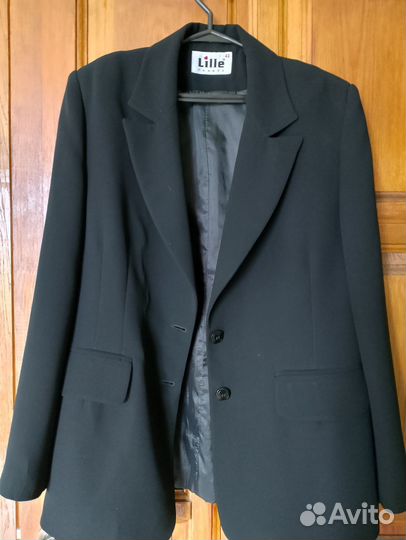 Пиджак женский 48 размер