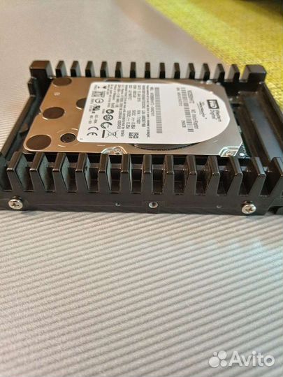 Жесткий диск WD2500hhtz