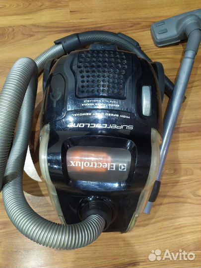 Пылесос Electrolux