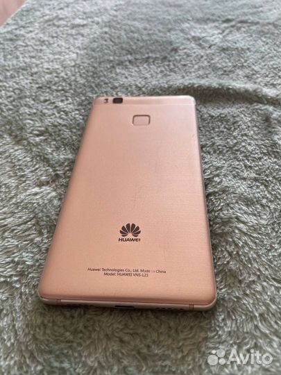 Телефон Huawei P9 lite