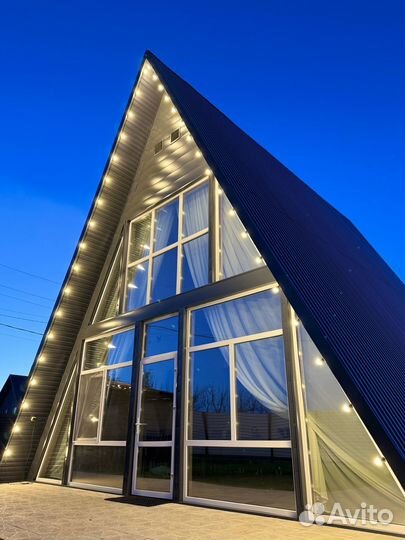 Дом с баней и бассейном