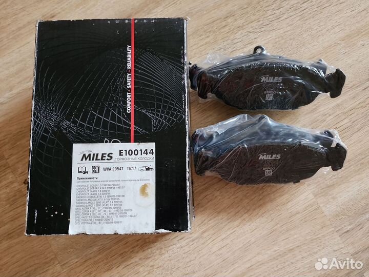 Передние тормозные колодки Opel Corsa