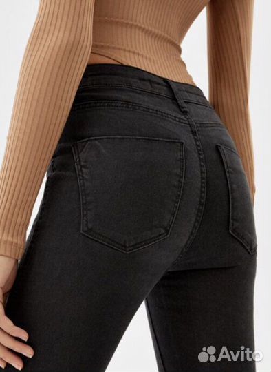 Джинсы bershka черные