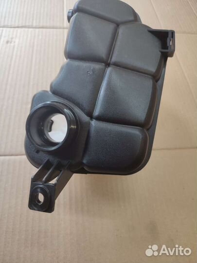 Бачок расширительный на Форд Мондео 4