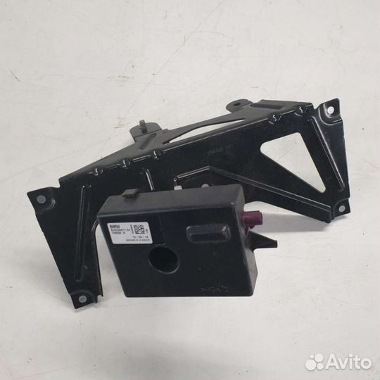 Антенна BMW 1 F20/F21 2014г. 9230911