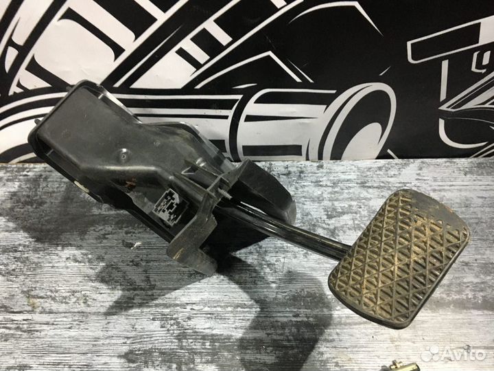 Педаль тормоза в сборе Mercedes-Benz S-class W220