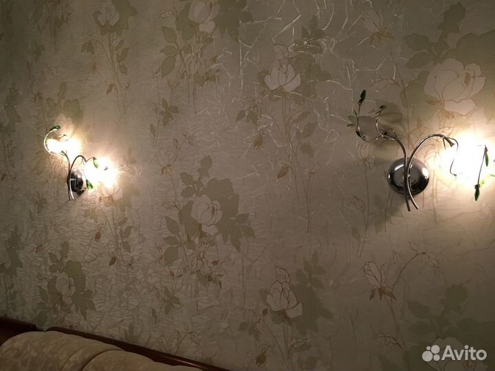 Люстра с пультом управления и 2 бра