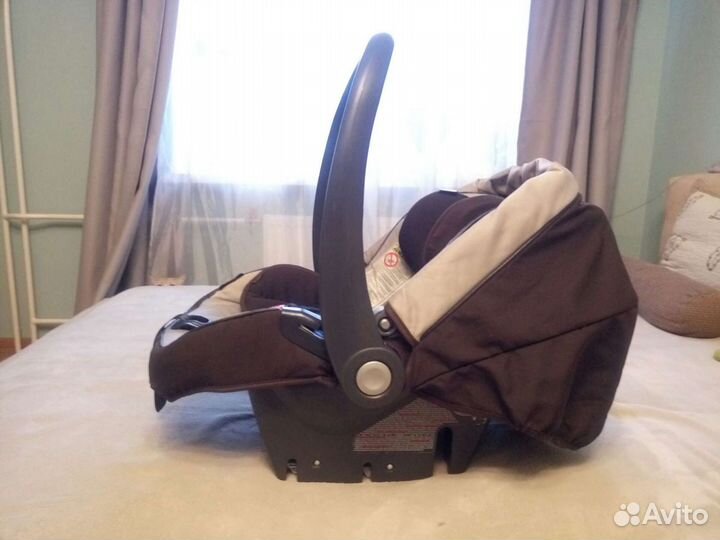 Автолюлька Peg-Perego Primo Viaggio Tri-Fix