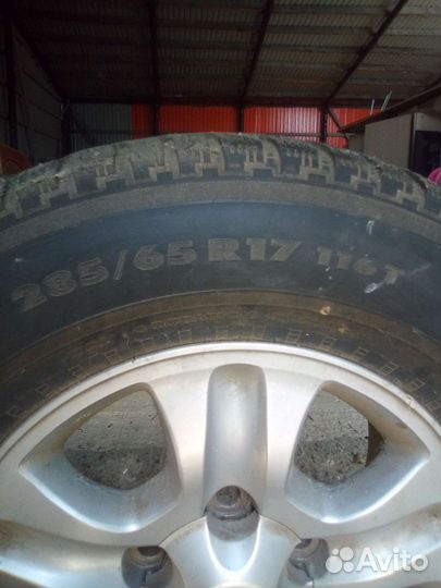 Nokian Tyres Hakkapeliitta 5 285/65 R17 116T