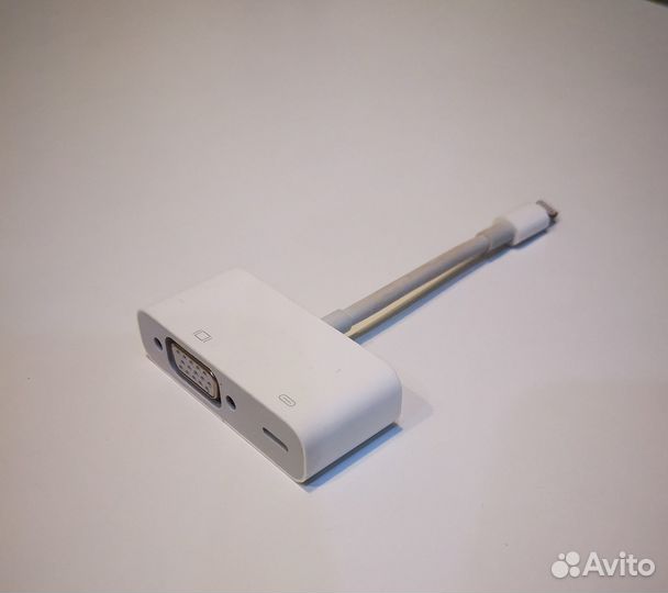 Кабель Apple Lightning (m) - VGA (f) /Lightning