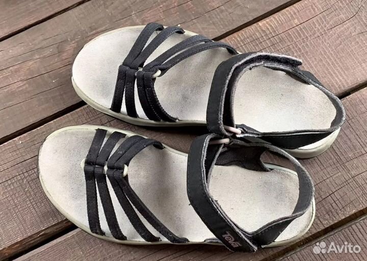 Teva Сандалии трекинговые 36