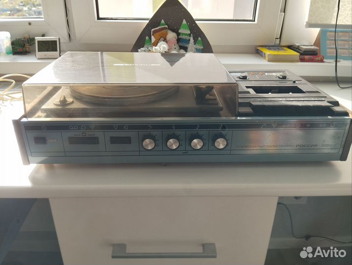 Стереомагнитоэлектрофон россия-325 С-1