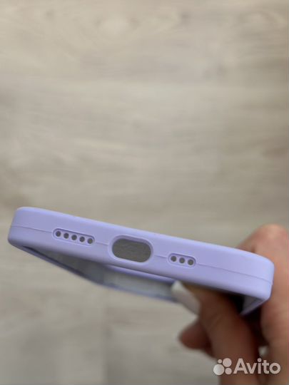 Чехол на iPhone 13 pro