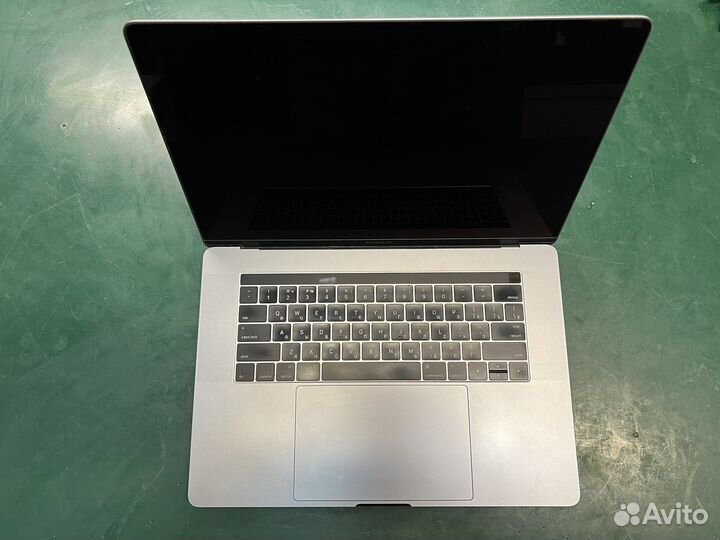 Apple MacBook Pro A1707 Дисплей