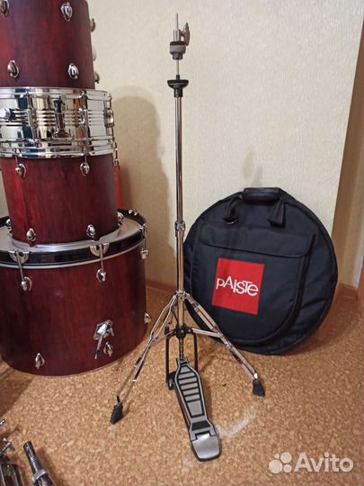 Стойки для ударной установки