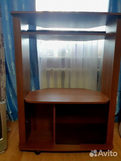 Тумба под телевизор