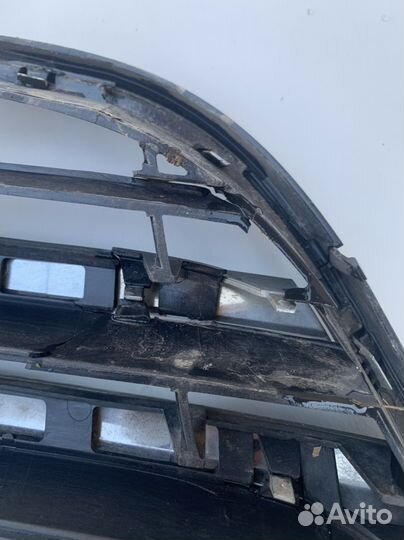 Решетка радиатора volkswagen tiguan 1