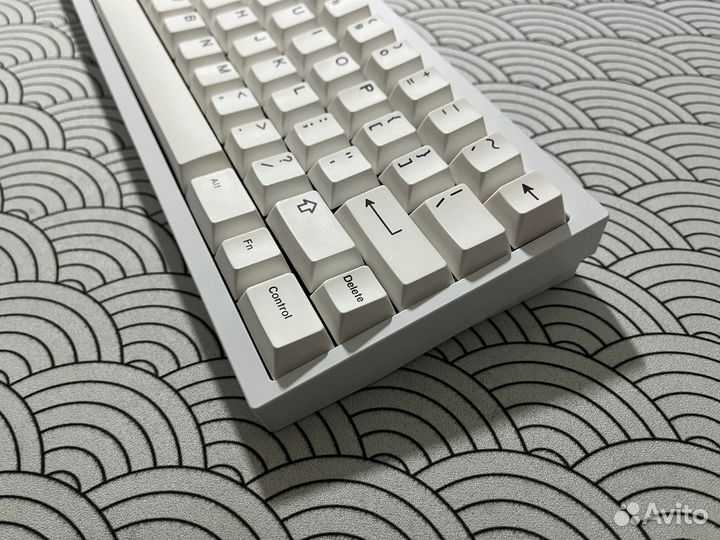 Кастомная клавиатура QK60