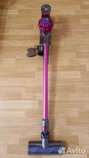 Пылесос Dyson V7