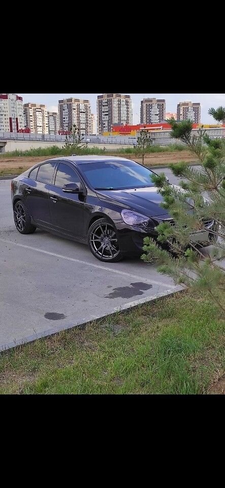 Volvo S60: фото владельца
