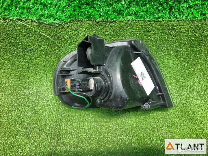 Габарит передний левый nissan presea