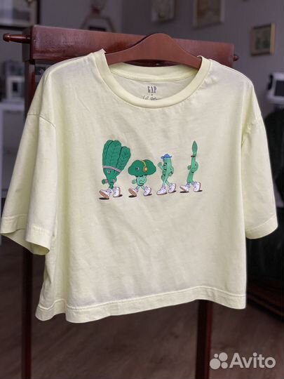 Футболки, блузка, кофточка, легкая майка