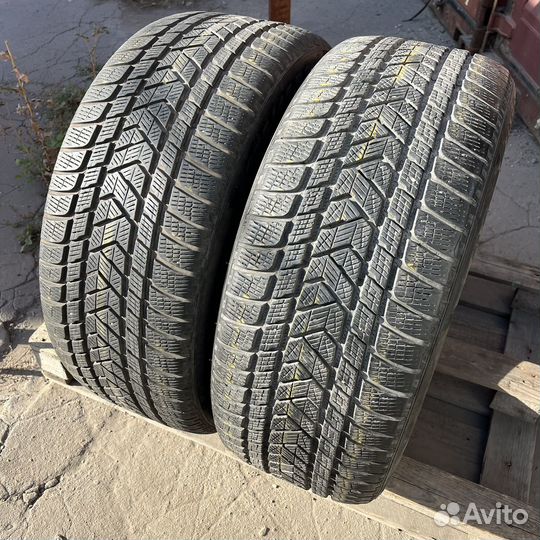 Pirelli Scorpion Winter 275/45 R21