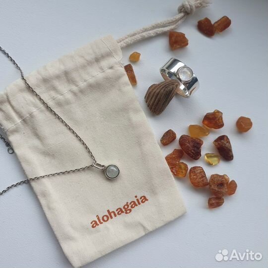 Alohagaia широкое кольцо с лунным камнем