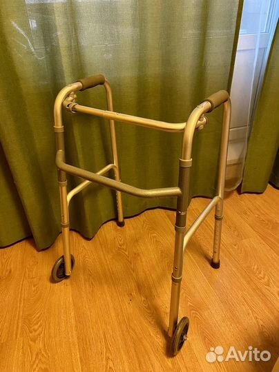 Ходунки для пожилых (можно на прокат)