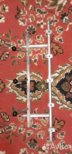 Вешалка алюминий