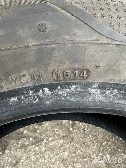 Kumho I'Zen Stud Snow KW11 225/60 R17