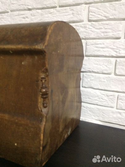 Крышка от старинной швейной машине