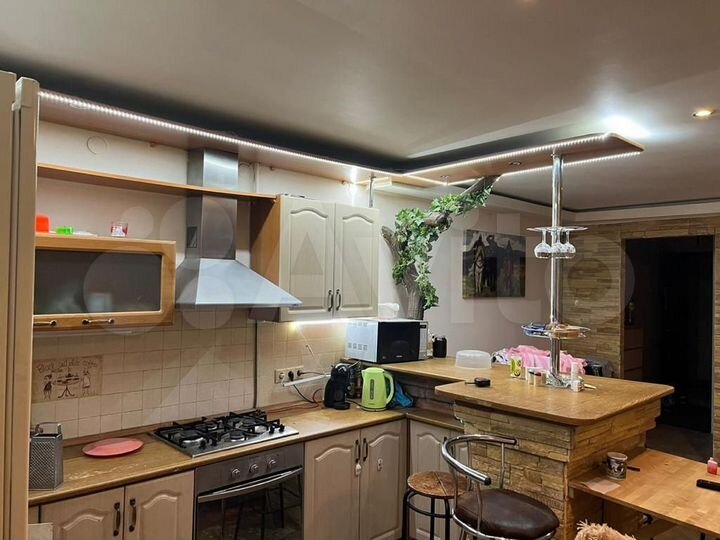 Комната 11 м² в 4-к., 2/10 эт.