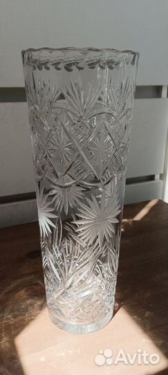 Хрустальная ваза