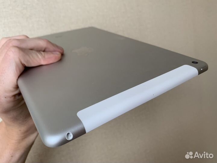 iPad 9 2021 64gb wifi + 4G на гарантии