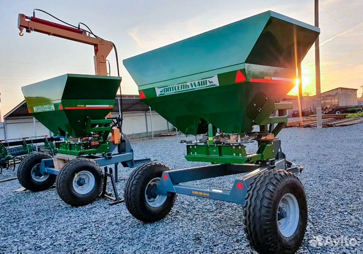 Разбрасыватель удобрений Оптсельмаш Фермер 1500, 2023